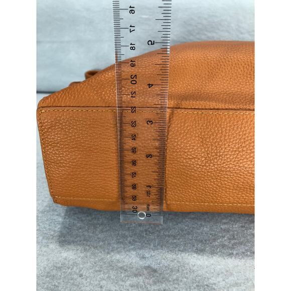 Tote Le Monde Cognac Pebble Leather Shoulder Bag - Picture 4 of 11